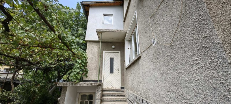 Eladó  Ház Stara Zagora , Samara 1 , 180 négyzetméter | 51382029