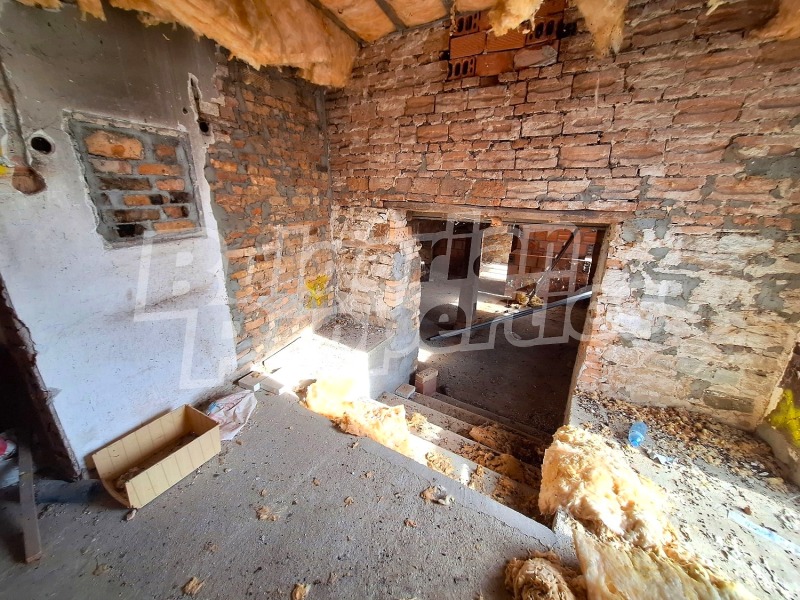 Продава КЪЩА, с. Обединение, област Велико Търново, снимка 12 - Къщи - 52708864