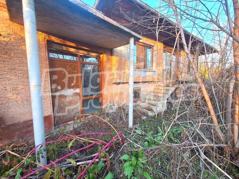 Продава КЪЩА, с. Обединение, област Велико Търново, снимка 6 - Къщи - 52708864