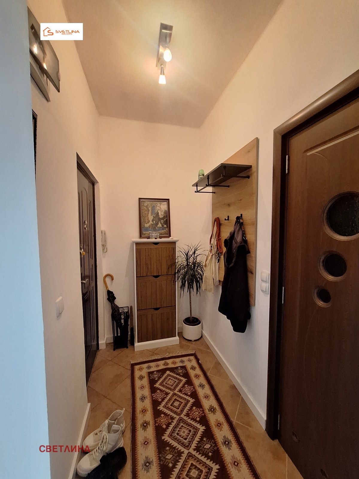 Продава 2-СТАЕН, гр. София, Център