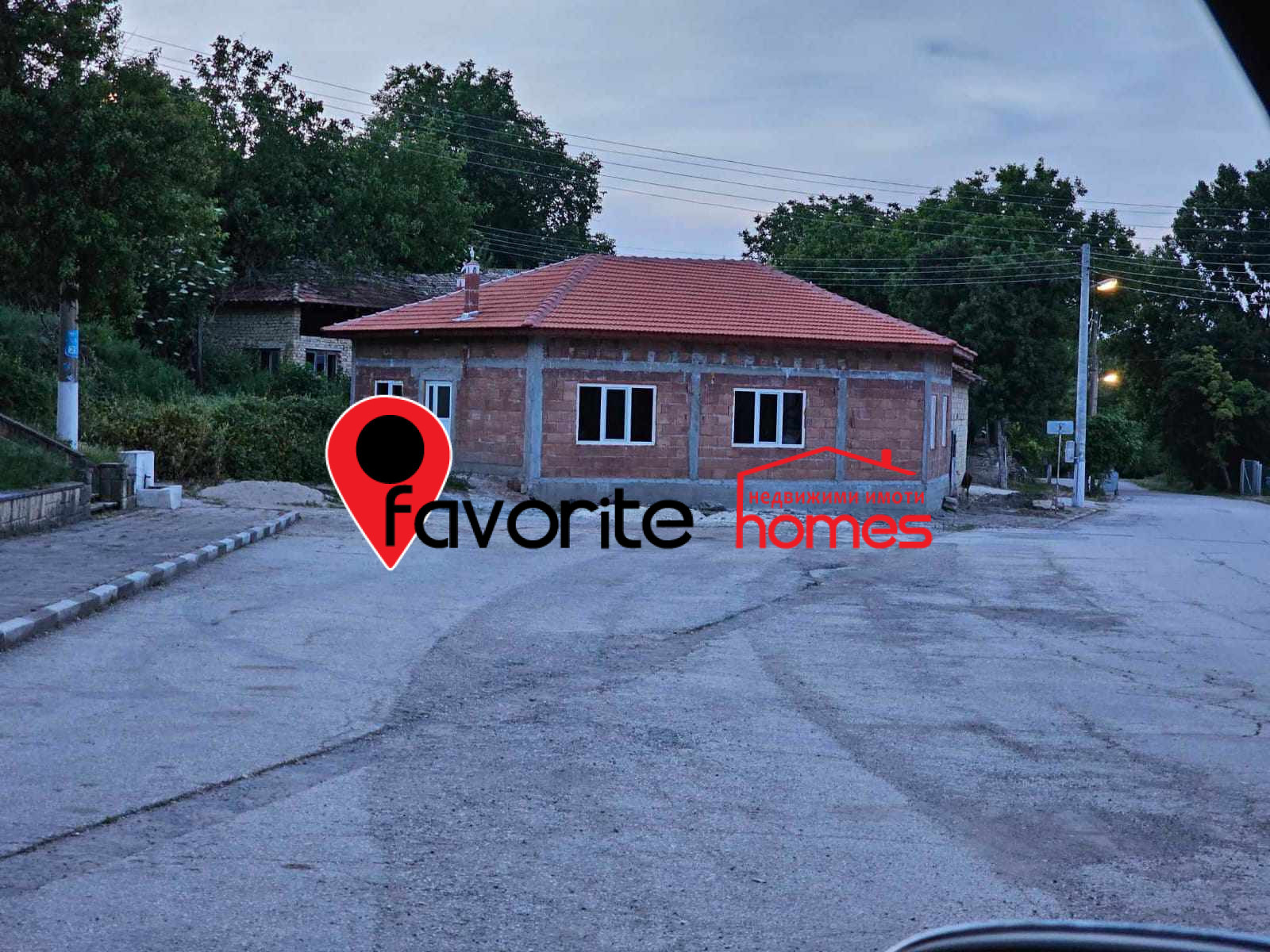 Продава КЪЩА, с. Градище, област Шумен, снимка 2 - Къщи - 53680199