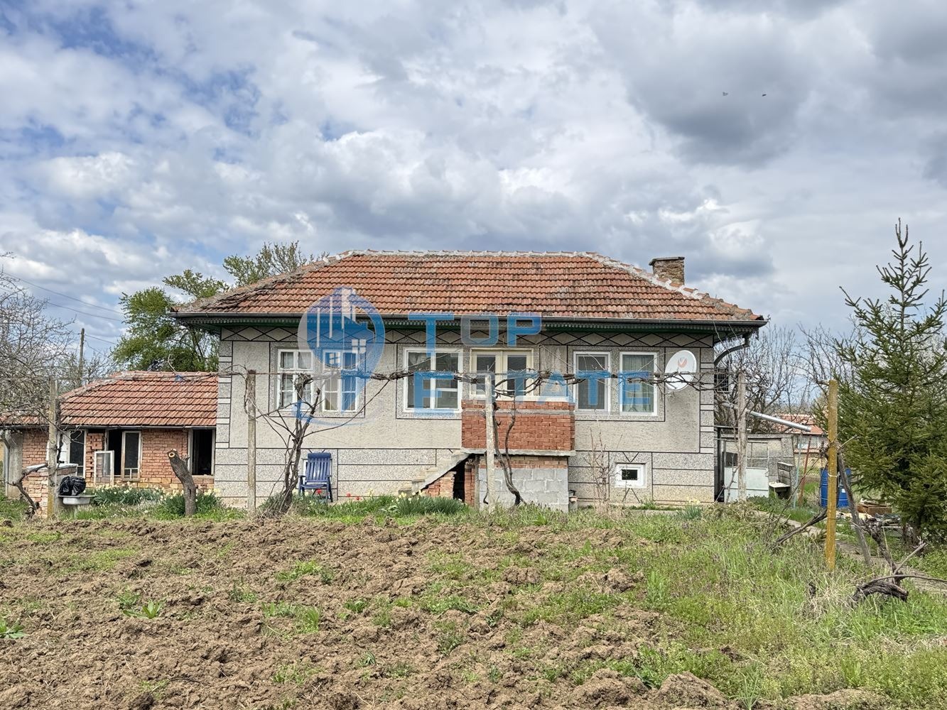 Продава КЪЩА, с. Янтра, област Велико Търново