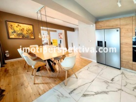 3+ Schlafzimmer Zentar, Plowdiw
