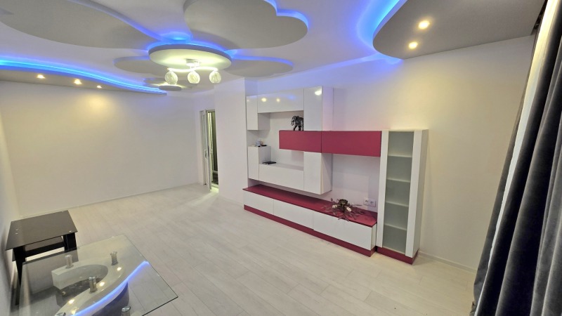 Продава 2-СТАЕН, град Варна, Цветен квартал • 154900 € • 58621874 — Holmes.bg