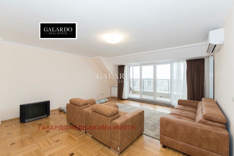 Продава 4-СТАЕН, гр. София, Изток, снимка 2 - Апартаменти - 52851195