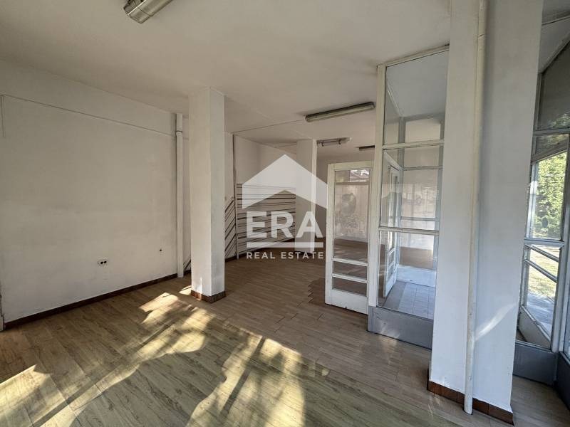 Продава  Магазин град Хасково , Център , 82 кв.м | 87128264 - изображение [4]