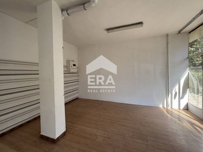 Продава  Магазин град Хасково , Център , 82 кв.м | 87128264 - изображение [2]