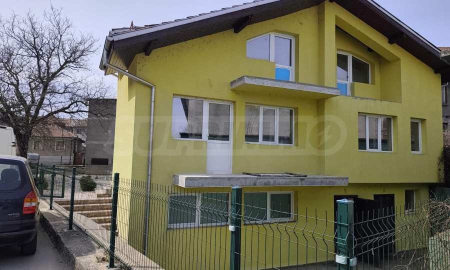 Продава КЪЩА, гр. Трявна, област Габрово