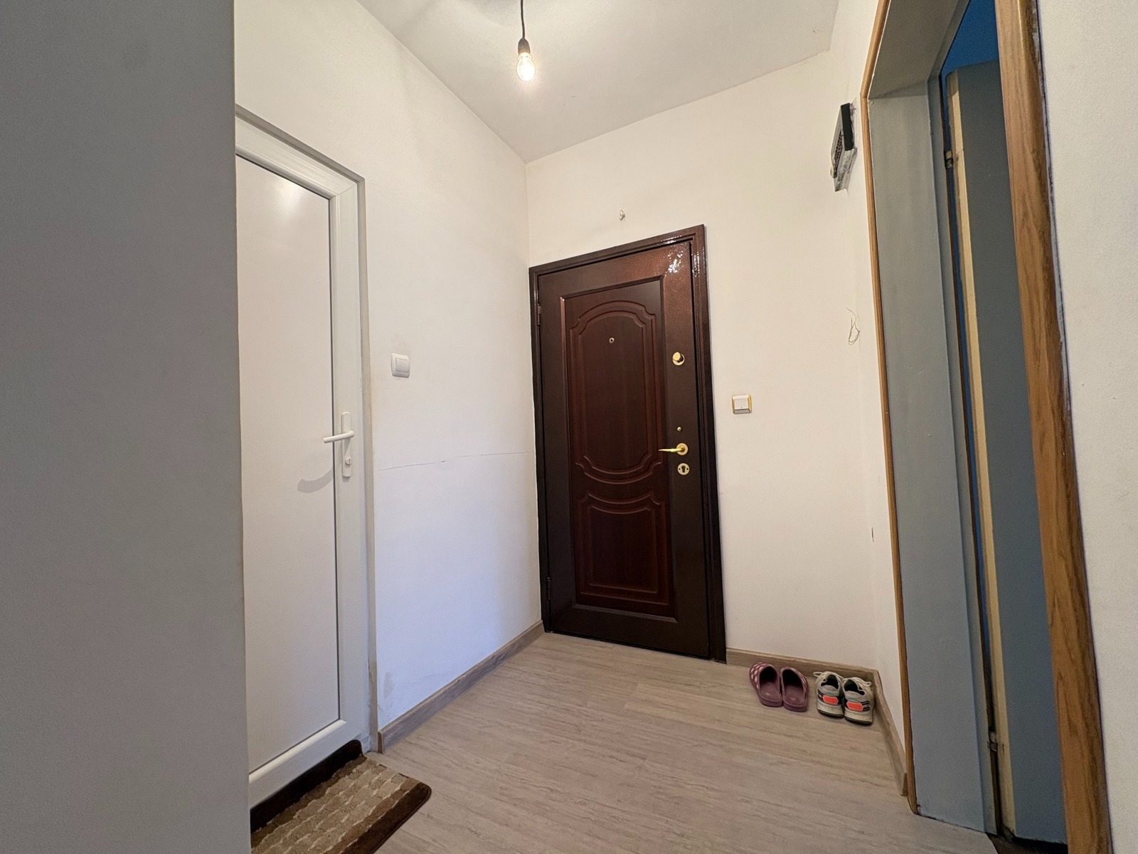 Продава 2-СТАЕН, гр. Велики Преслав, област Шумен, снимка 3 - Апартаменти - 56220377