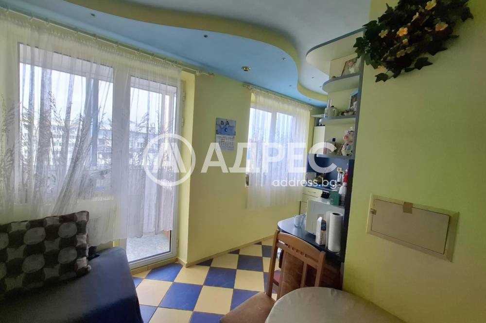 Продава 3-СТАЕН, гр. Варна, Аспарухово, снимка 2 - Апартаменти - 54450189