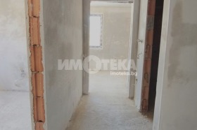 1 camera da letto Vladislav Varnenchik 1, Varna 5