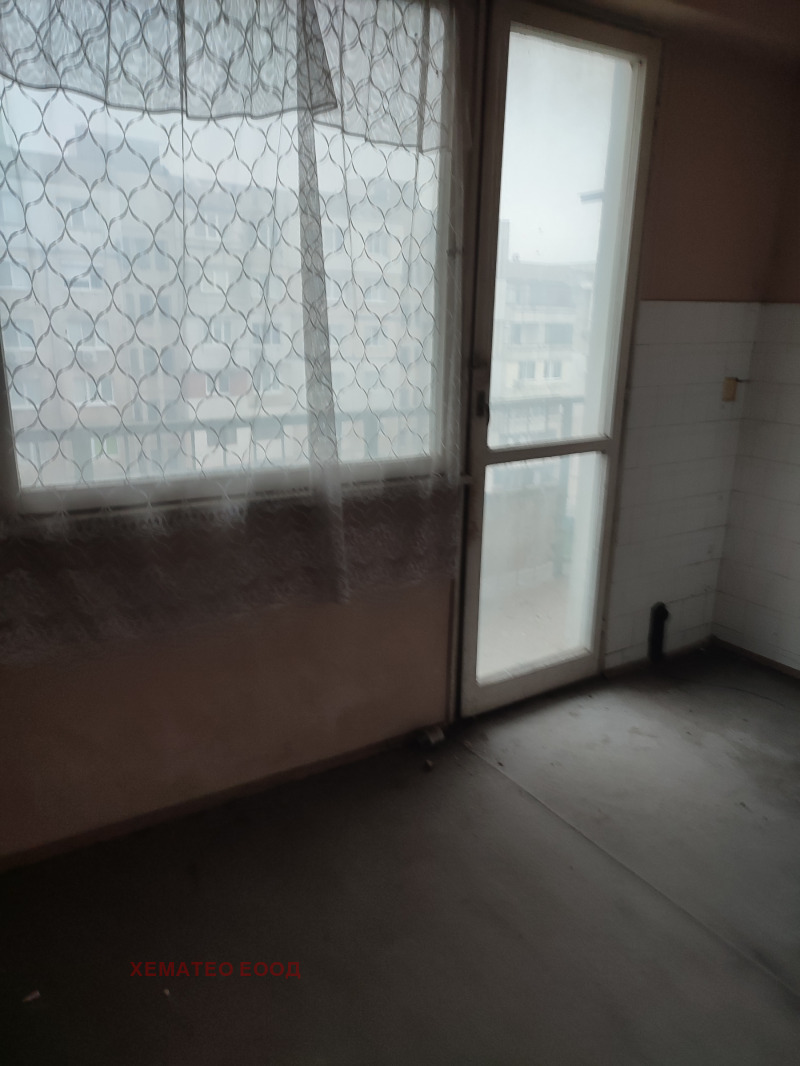 Продава 1-СТАЕН, гр. Враца, Дъбника, снимка 2 - Апартаменти - 52983197