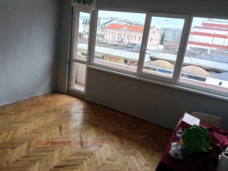 Продава 3-СТАЕН, гр. Добрич, Център, снимка 7 - Апартаменти - 53597072