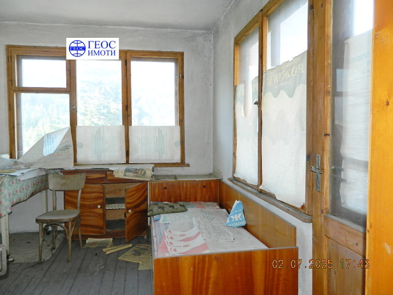 Продава ЕТАЖ ОТ КЪЩА, гр. Смолян, Долно Райково, снимка 9 - Етаж от къща - 52800251