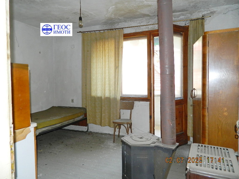 Продава ЕТАЖ ОТ КЪЩА, гр. Смолян, Долно Райково, снимка 3 - Етаж от къща - 52800251