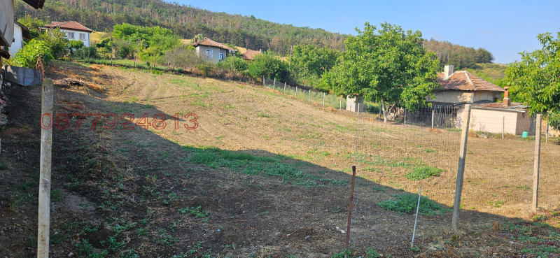 Продава ПАРЦЕЛ, с. Крета, област Плевен