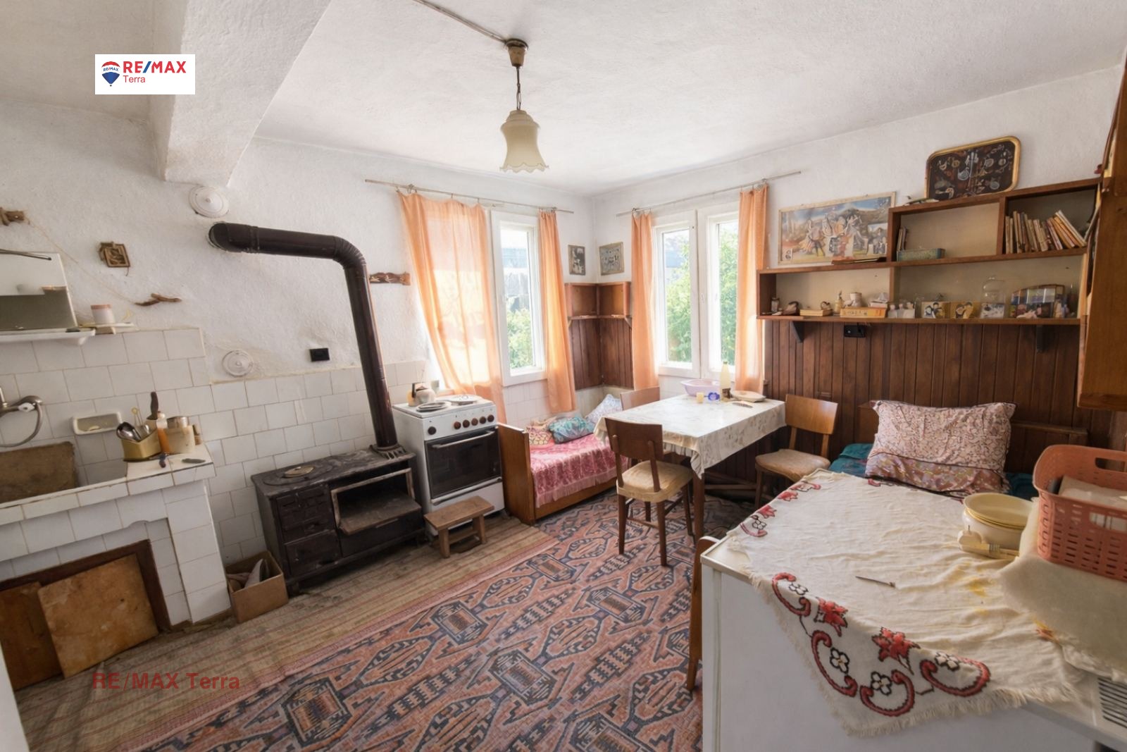 Продава КЪЩА, с. Гложене, област Ловеч, снимка 11 - Къщи - 54199455