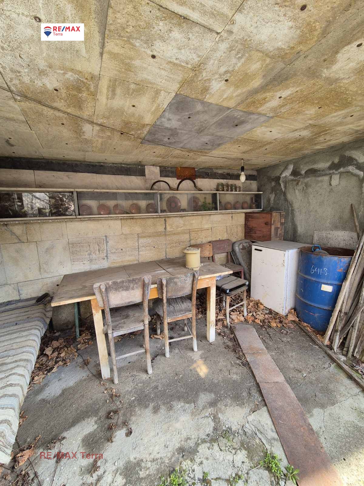 Продава КЪЩА, с. Гложене, област Ловеч, снимка 8 - Къщи - 54199455