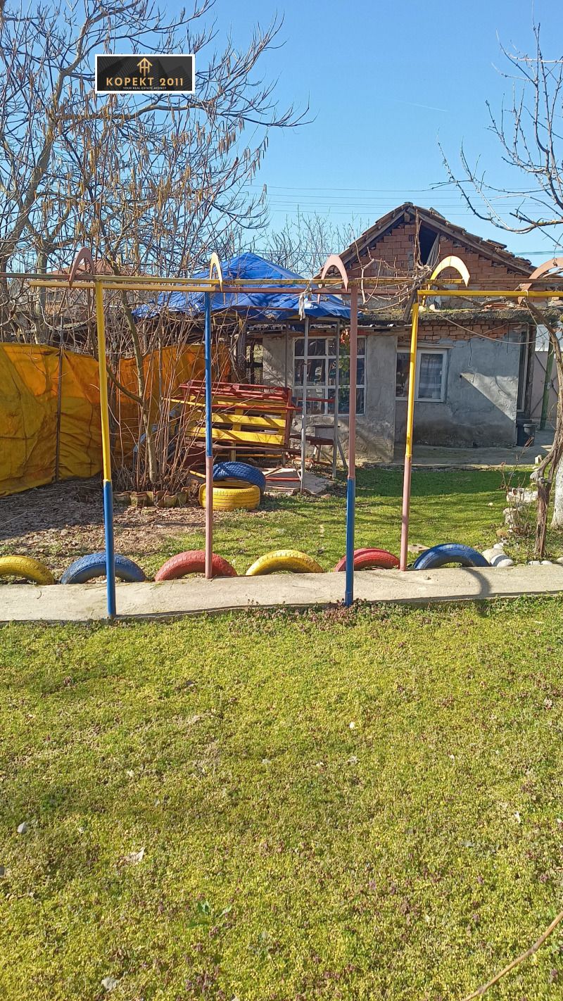 Продава КЪЩА в област Русе, гр. Ветово - 68 кв.м / 65 000 € » 127 128.95 лв., КОРЕКТ 2011 РУСЕ ЕООД