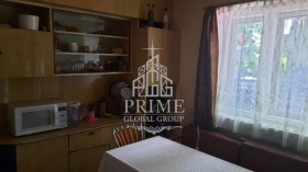 Продава  Къща, гр. Провадия