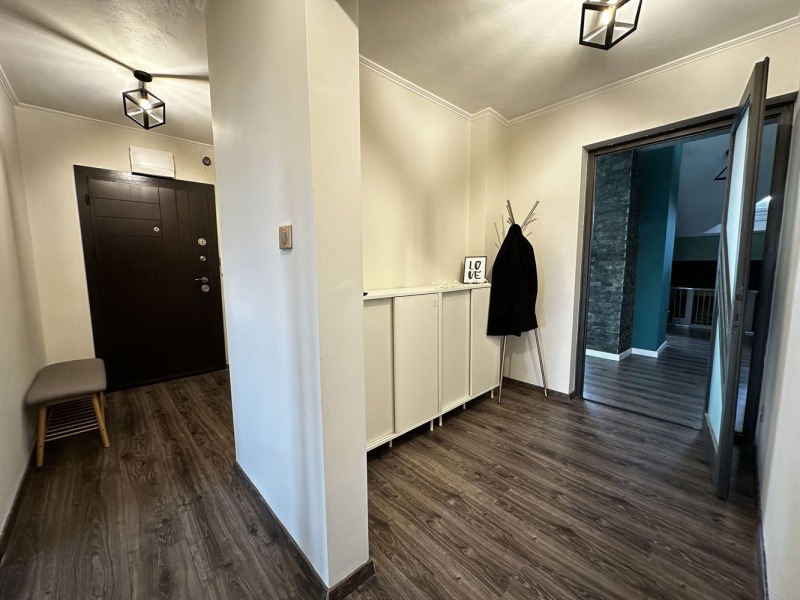 Продава 4-СТАЕН, гр. София, Редута, снимка 2 - Апартаменти - 53172116