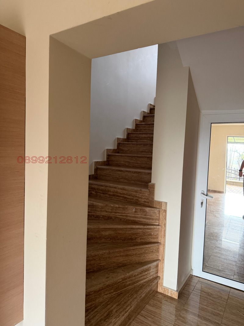 Продава ЕТАЖ ОТ КЪЩА, гр. Айтос, област Бургас, снимка 6 - Етаж от къща - 52783709