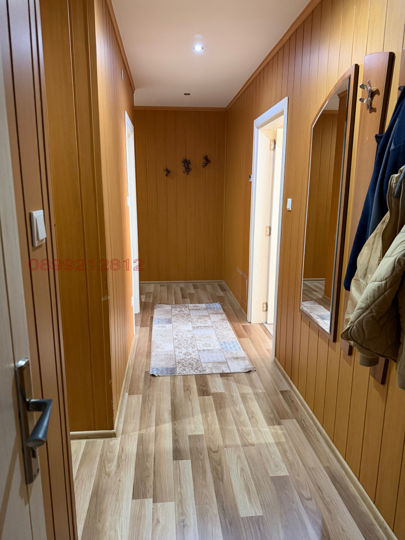 Продава ЕТАЖ ОТ КЪЩА, гр. Айтос, област Бургас, снимка 12 - Етаж от къща - 52783709