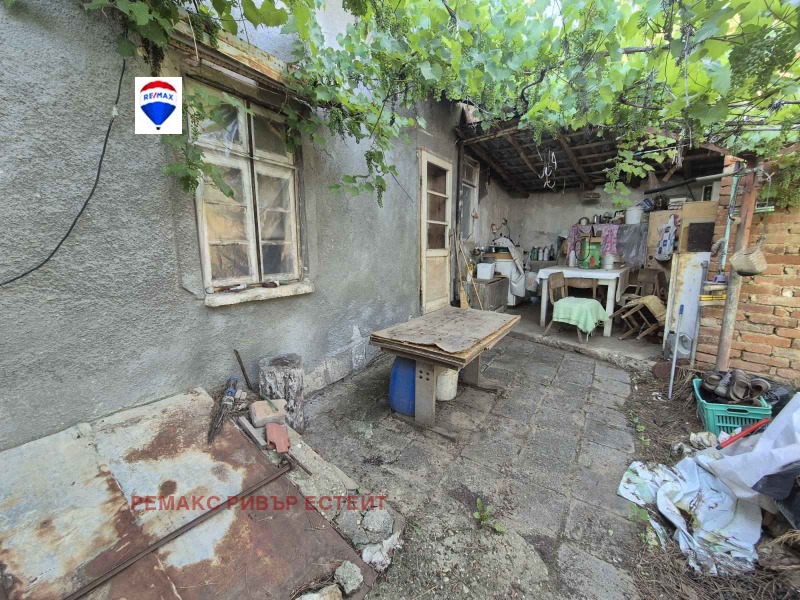 Продава КЪЩА, с. Ново село, област Русе, снимка 1 - Къщи - 46443061