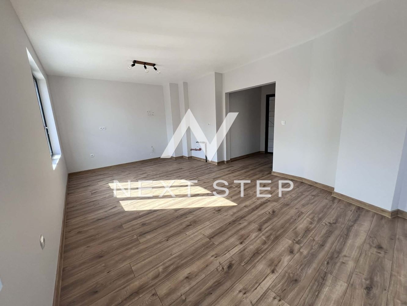 Продава 2-СТАЕН, гр. Пловдив, Кършияка, снимка 3 - Апартаменти - 54225104