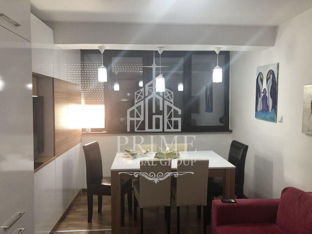 Продава 3-СТАЕН, гр. Бургас, Център, снимка 7 - Апартаменти - 54300476