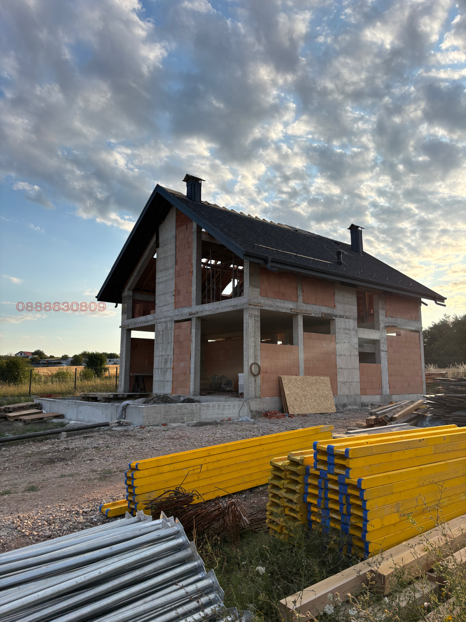 Продава КЪЩА, с. Хераково, област София област