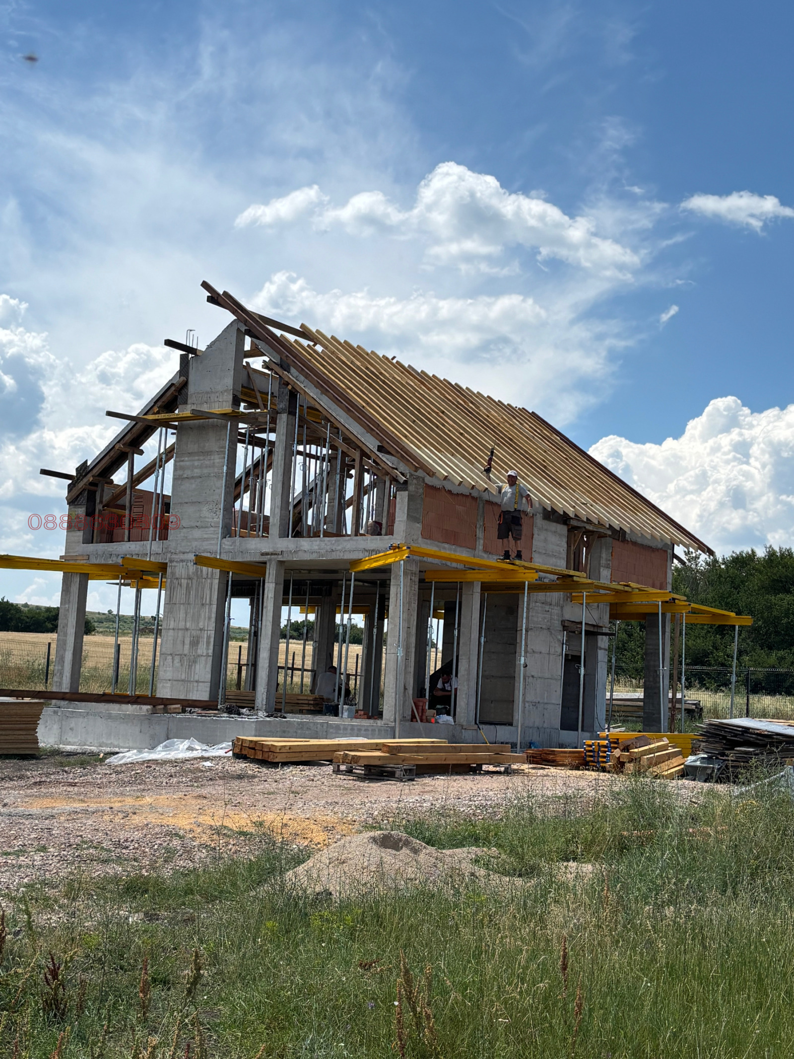 Продава КЪЩА, с. Хераково, област София област