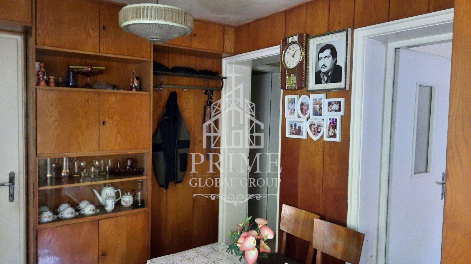 Продава КЪЩА, гр. Провадия, област Варна, снимка 8 - Къщи - 55043765