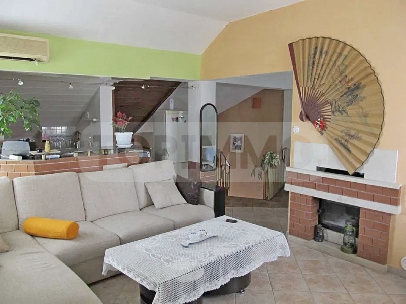 Продава МНОГОСТАЕН в град Варна, Колхозен пазар - 140 кв.м / 220 000 € » 430 282.60 лв., ТОПИММО