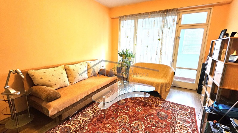 Продава  2-стаен град Пловдив , Въстанически , 58 кв.м | 67362369