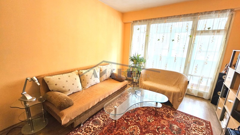 Продава  2-стаен град Пловдив , Въстанически , 58 кв.м | 67362369 - изображение [2]