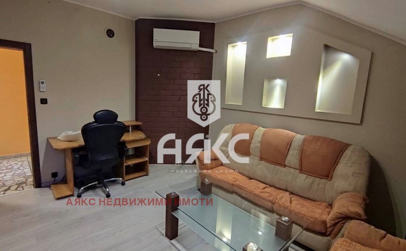 Продается  2 спальни София , Изгрев , 70 кв.м | 81554071