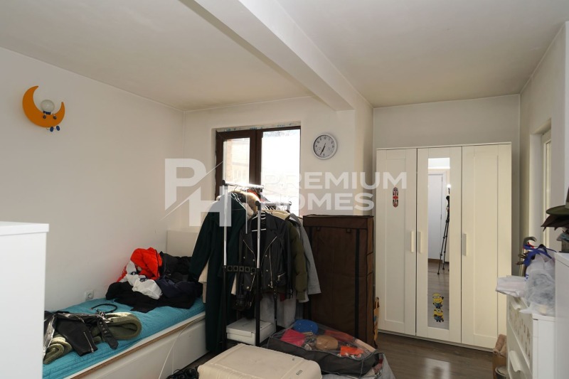 Продава КЪЩА, гр. София, м-т Гърдова глава, снимка 13 - Къщи - 53031320