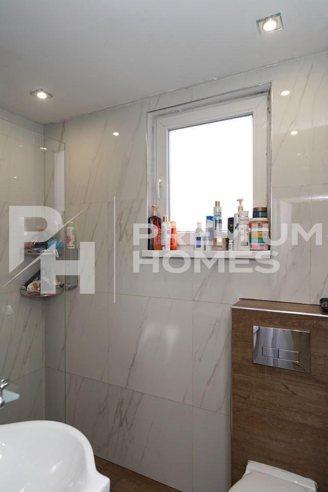 Продава КЪЩА, гр. София, м-т Гърдова глава, снимка 12 - Къщи - 53031320