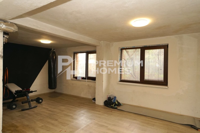 Продава КЪЩА, гр. София, м-т Гърдова глава, снимка 16 - Къщи - 53031320