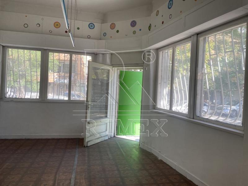 Eladó  Üzlet Plovdiv , Centar , 40 négyzetméter | 91376408 - kép [2]