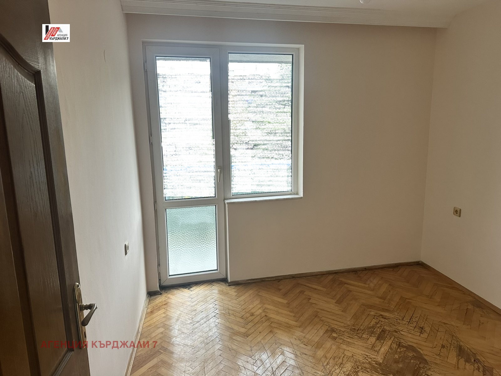 Продава МНОГОСТАЕН, гр. Кърджали, Център, снимка 11 - Апартаменти - 55587877