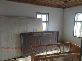 Продажба на имоти в с. Балканци, област Велико Търново - изображение 1 