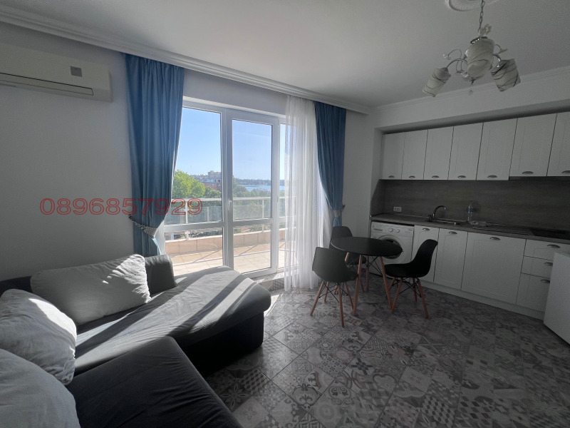 Продава 2-СТАЕН в област Бургас, с. Равда - 62 кв.м / 105 000 € » 205 362.15 лв.