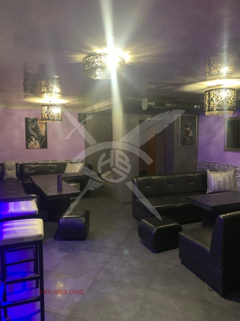 Продава ЗАВЕДЕНИЕ в град Пловдив, Христо Смирненски - 130 кв.м / 110 000 € » 215 141.30 лв., ЕКС НВД ПЛОВДИВ ООД