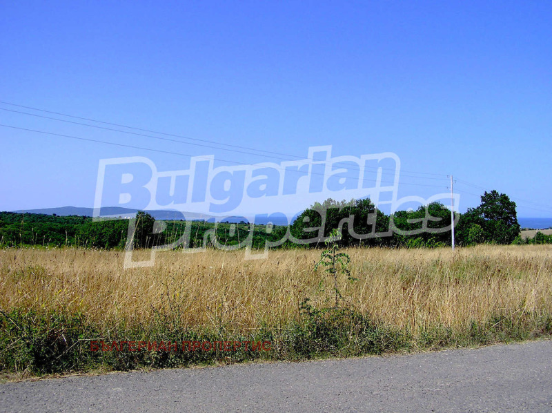 Продава ПАРЦЕЛ в област Бургас, с. Велика - 930 кв.м / 55 000 € » 107 570.65 лв., БЪЛГЕРИАН ПРОПЕРТИС