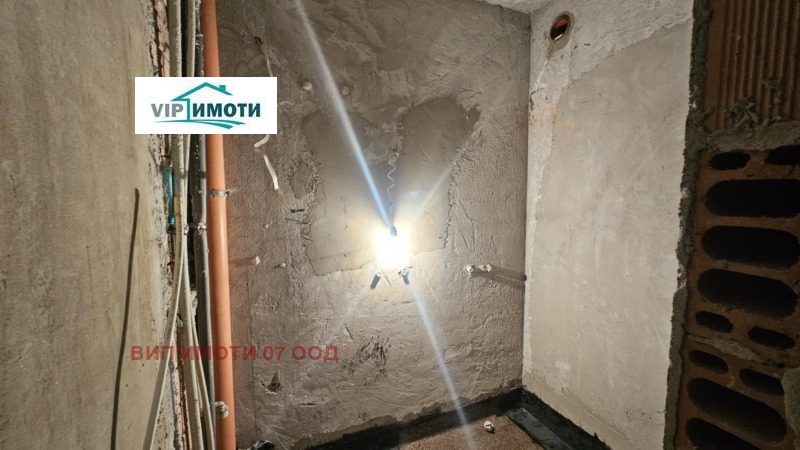 Продава 2-СТАЕН, гр. Плевен, Идеален център, снимка 2 - Апартаменти - 53034732