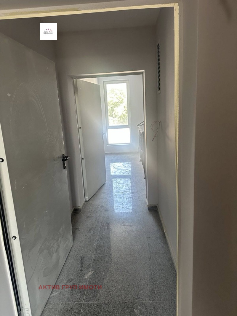 Te koop  2 slaapkamers Sofia , Ljulin 4 , 103 m² | 30626224 - afbeelding [13]