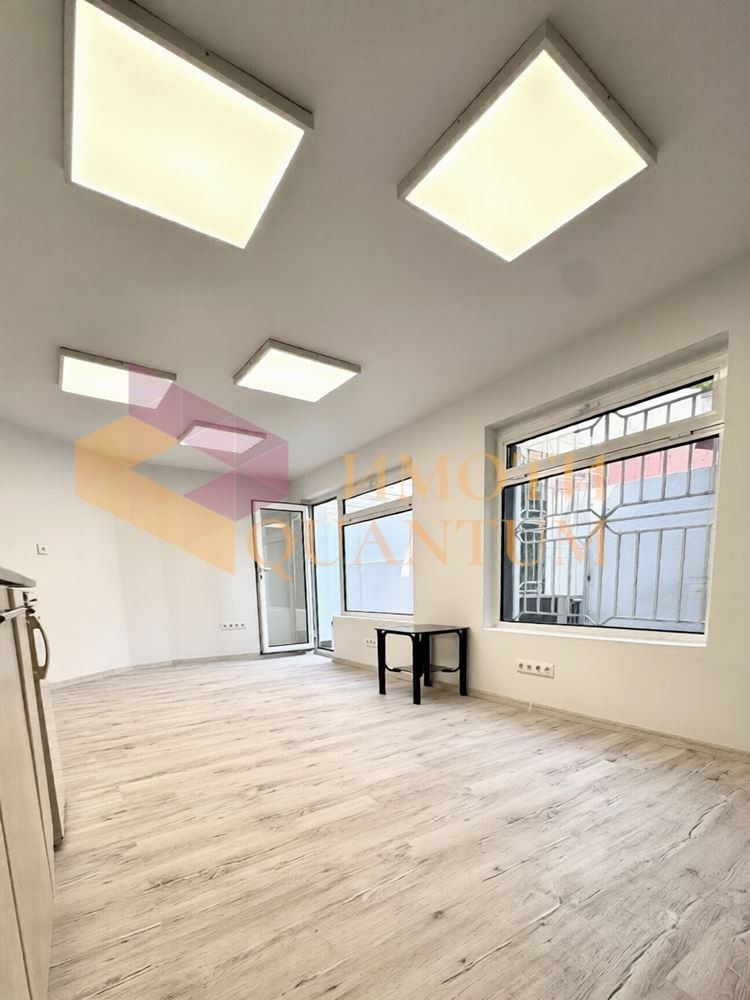 Продава БИЗНЕС ИМОТ, гр. Варна, Колхозен пазар