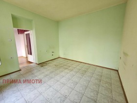 Hus Golv Gracka mahala, Varna 10